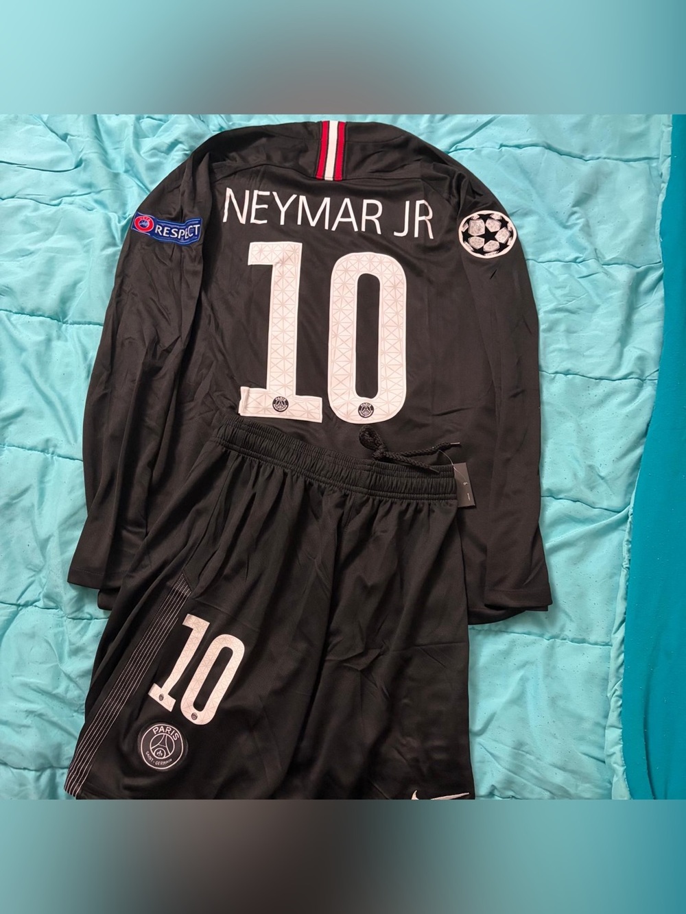 Neymar Jr PSG Kit